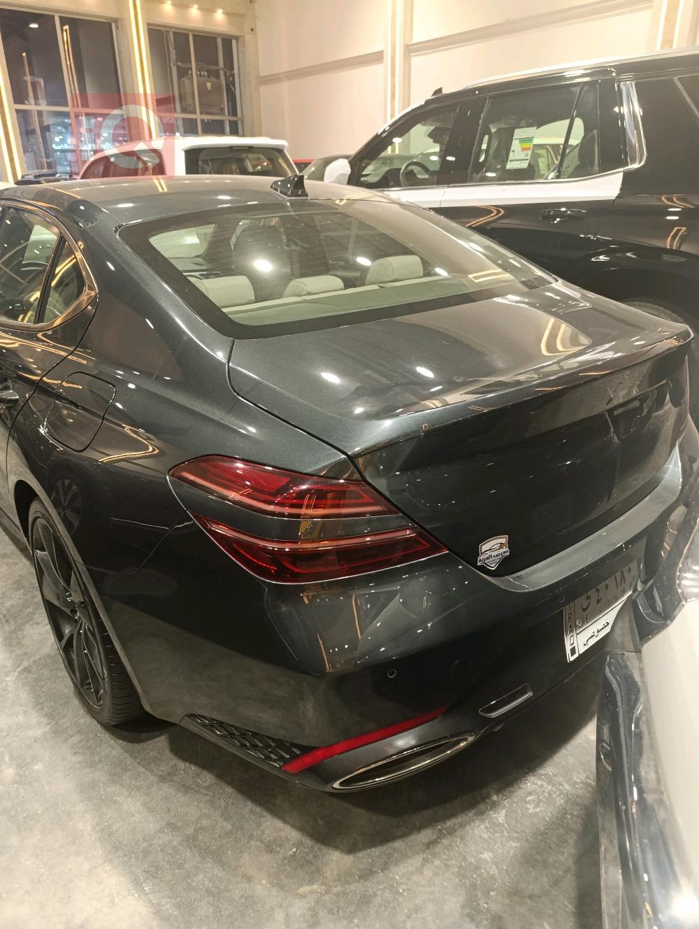 جنسس G70